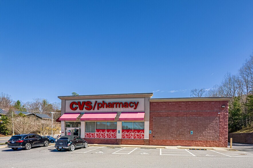 More Photos Of 425 W State St, Black Mountain Drugstore For Sale