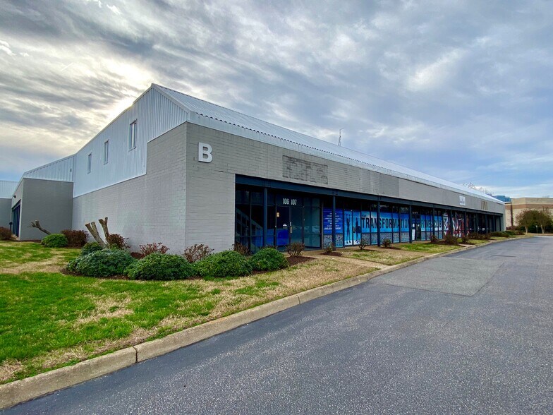 More Photos Of 1244 Executive Blvd, Chesapeake Flex For Sale