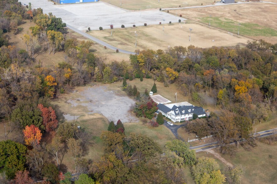 More Photos Of 1 W 81st St, Tulsa Land For Sale