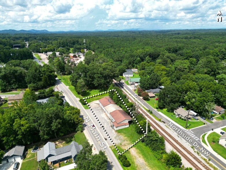 More Photos Of 5304 N Main St, Acworth Auto Repair For Sale
