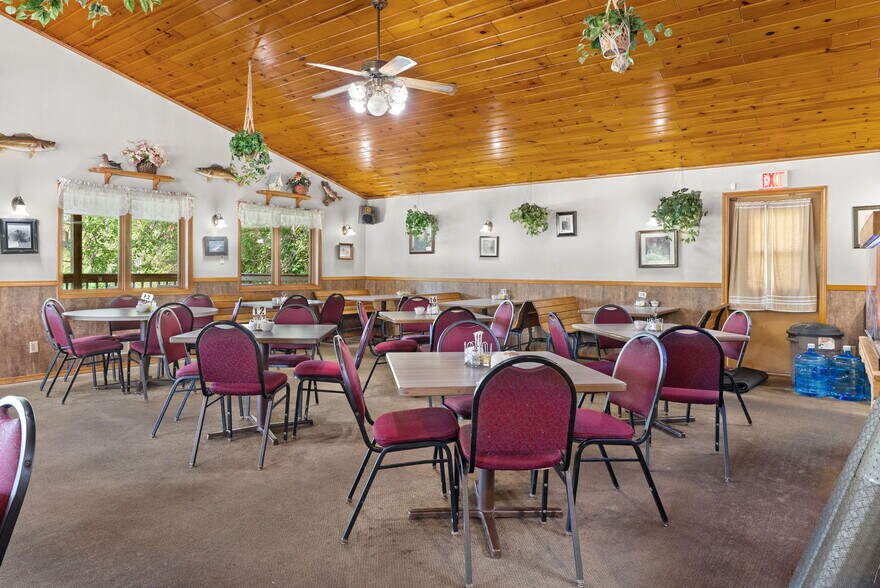 More Photos Of 6189 Tielens Rd, Dyckesville Restaurant For Sale