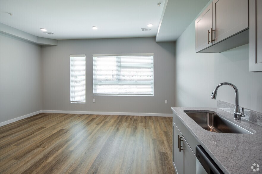More Photos Of 4040 Travis Dr, Nashville Apartments For Sale