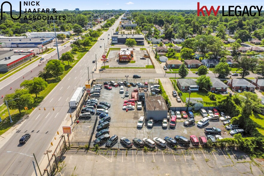 More Photos Of 21101 W 8 Mile Rd, Detroit Auto Dealership For Sale