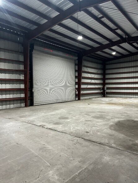 More Photos Of 4701 Oakes Rd, Davie Truck Terminal For Lease