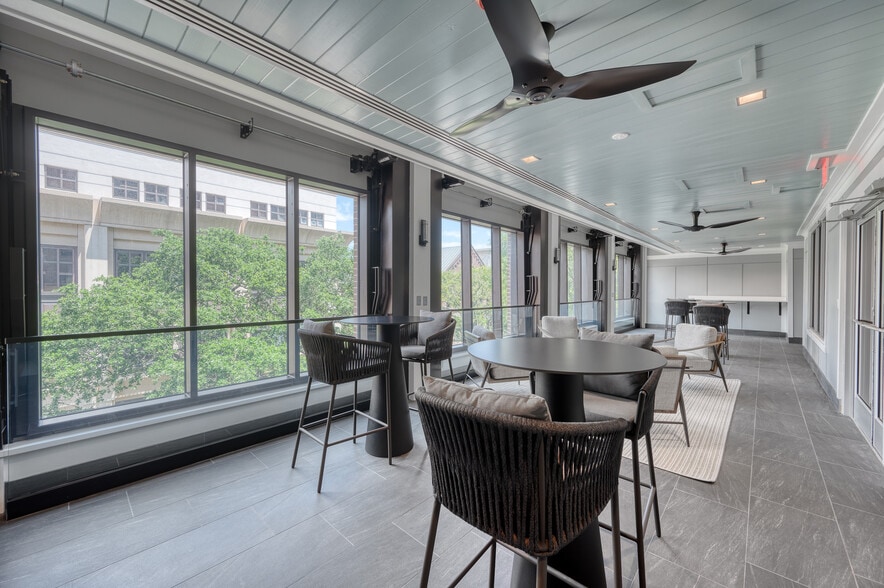 More Photos Of 151 Meeting St, Charleston Office Residential For Lease