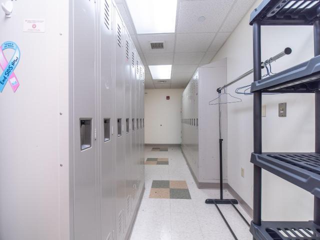 More Photos Of 10 Timberview Ln, Russell Medical For Sale