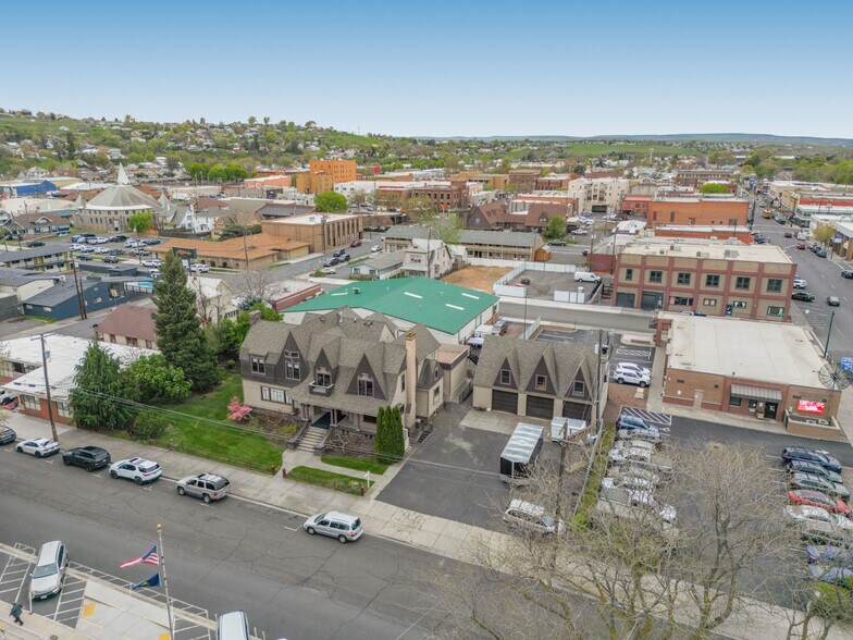 More Photos Of 233 SE 4th St, Pendleton Restaurant For Sale