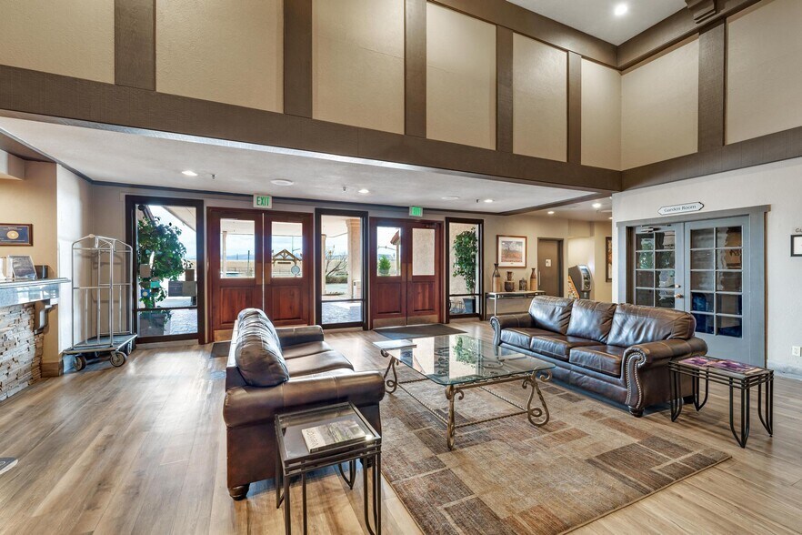 More Photos Of 1450 S Auto Mall Dr, St George Hotel For Sale