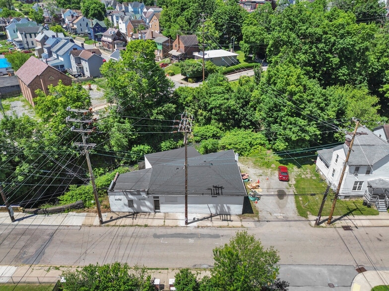 More Photos Of 101 Railroad Ave, Carnegie Warehouse For Sale