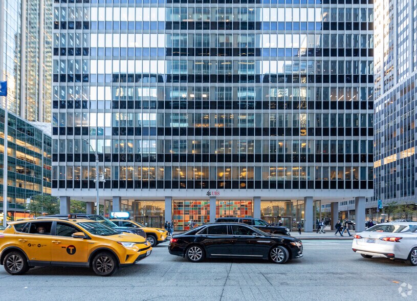 More Photos Of 1285 Avenue of the Americas, New York Office For Lease