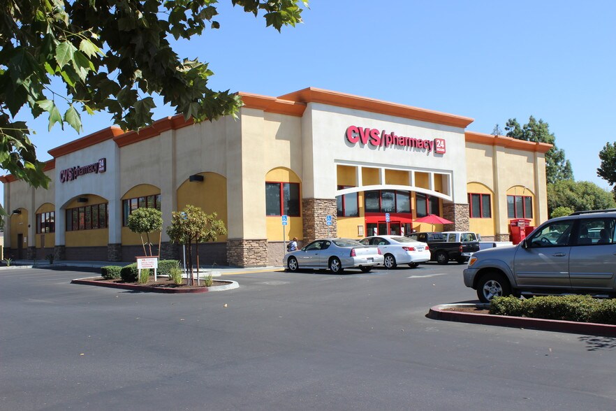 More Photos Of 5190 Stockdale Hwy, Bakersfield General Retail For Lease