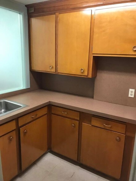 More Photos Of 2 Monument Sq, Woonsocket Medical For Sale