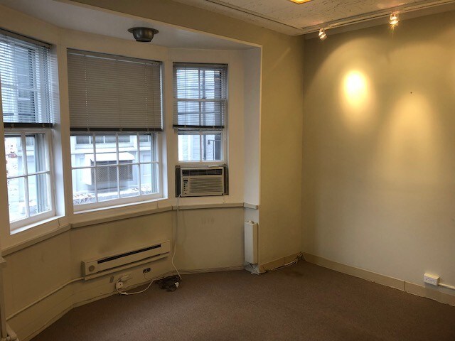 More Photos Of 72 Park St, New Canaan Office For Lease