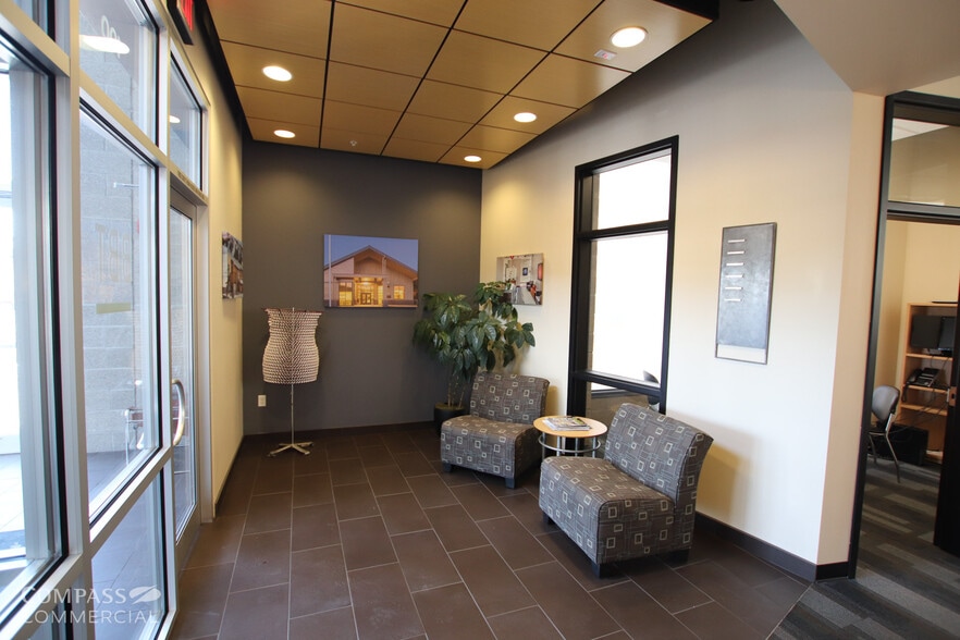 More Photos Of 1160 SW Simpson Ave, Bend Office For Lease