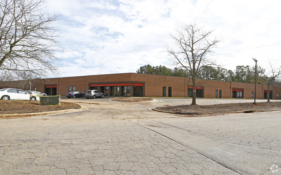 More Photos Of 3305 Durham Dr, Raleigh Flex For Lease