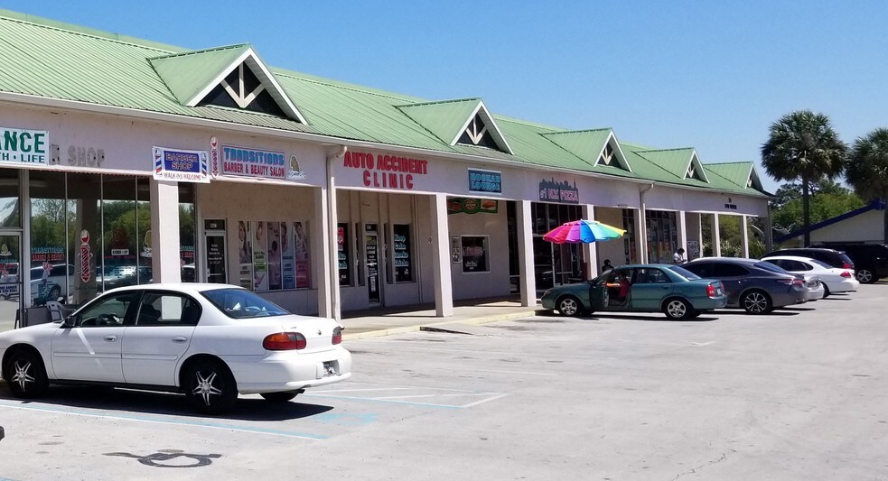 More Photos Of 9415 SE Maricamp Rd, Ocala Storefront Retail Office For Sale