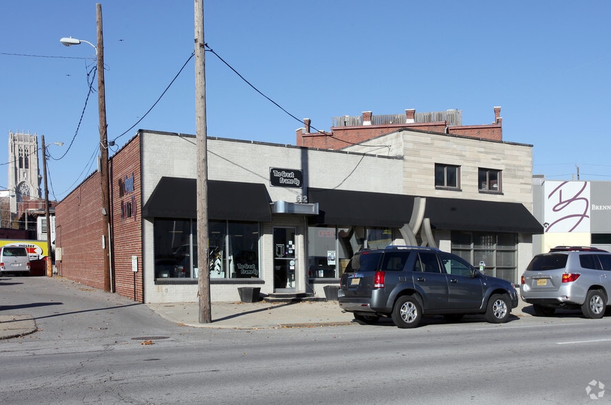 More Photos Of 612 N Delaware St, Indianapolis Freestanding For Sale