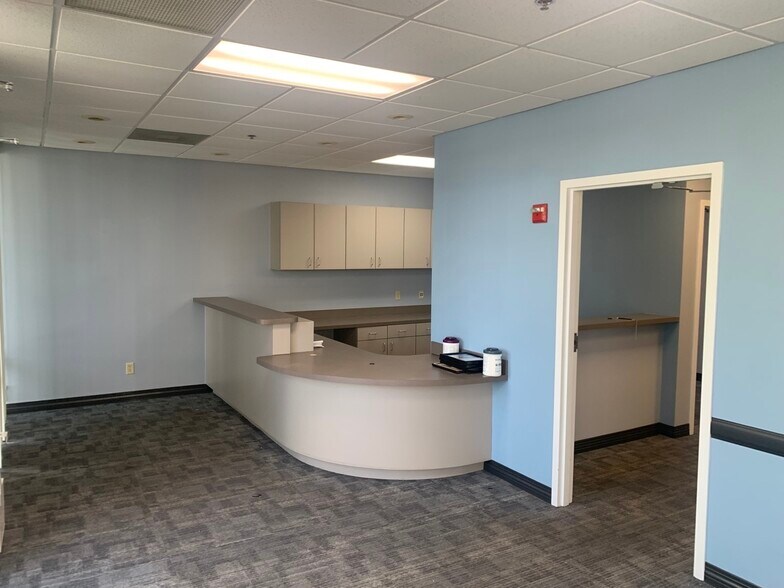 More Photos Of 668-670 N Orlando Ave, Maitland Office For Sale