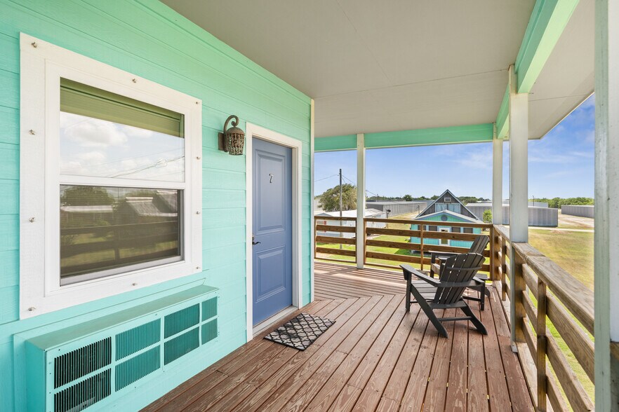 More Photos Of 22996 Highway 60, Matagorda Hotel For Sale