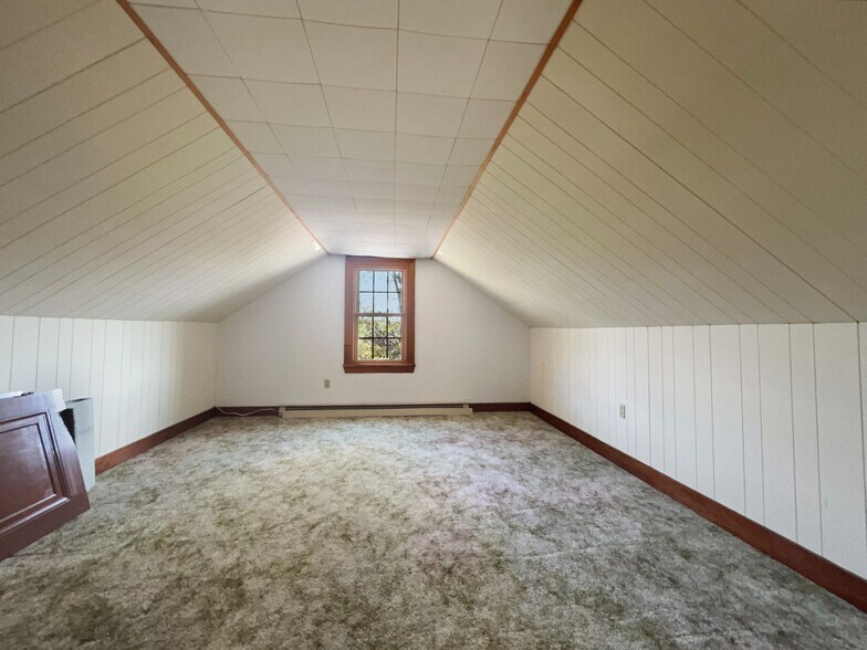 More Photos Of 794 Claremont Ave, Tamaqua General Retail For Sale