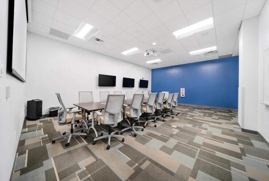More Photos Of 1501 Biscayne Blvd, Miami Office Residential For Lease