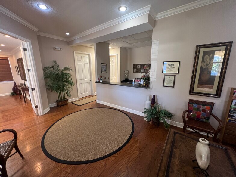 More Photos Of 114 S Fremont Ave, Tampa Office For Sale