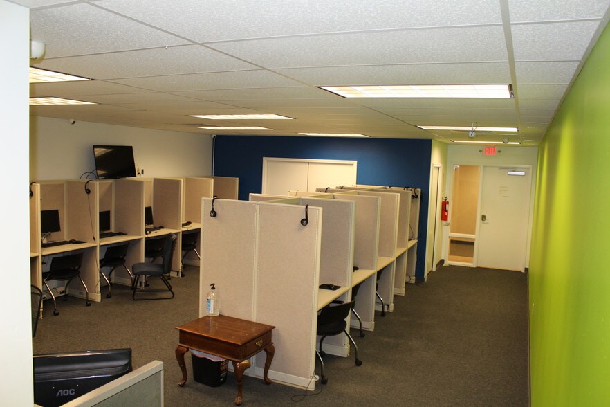 More Photos Of 3701 N St. Peters Pky, Saint Peters Office For Sale