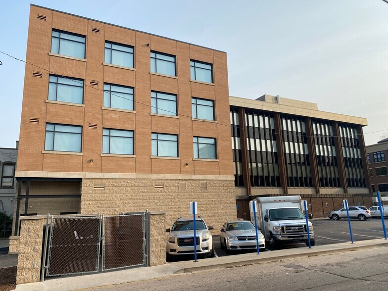 More Photos Of 250 E Front St, Traverse City Office For Lease