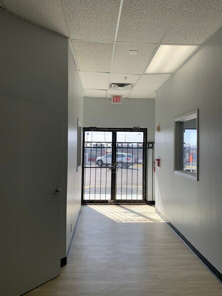 More Photos Of 4121 Montana Ave, El Paso Medical For Lease