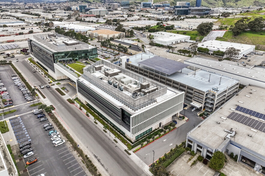 More Photos Of 201 Haskins Way, South San Francisco Research And Development For Lease