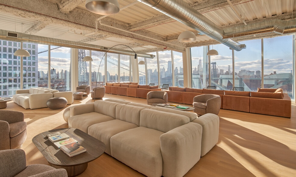 More Photos Of 300 Kent Ave, Brooklyn Office For Lease