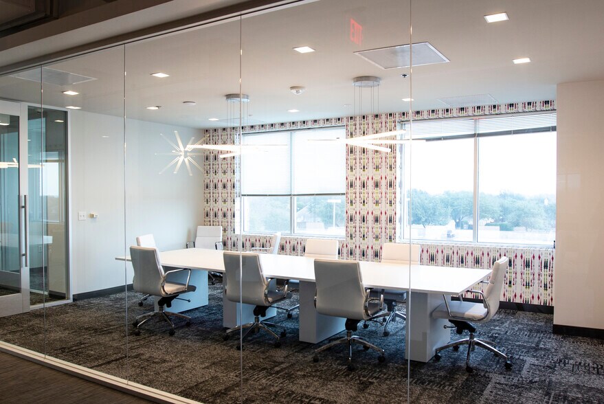 More Photos Of 2800 N Dallas Pky, Plano Office For Lease