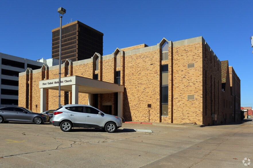 More Photos Of 500 S Johnstone Ave, Bartlesville Religious Facility For Sale