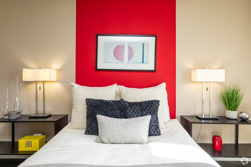 More Photos Of 1-49 N Howard St, Baltimore Unknown For Lease