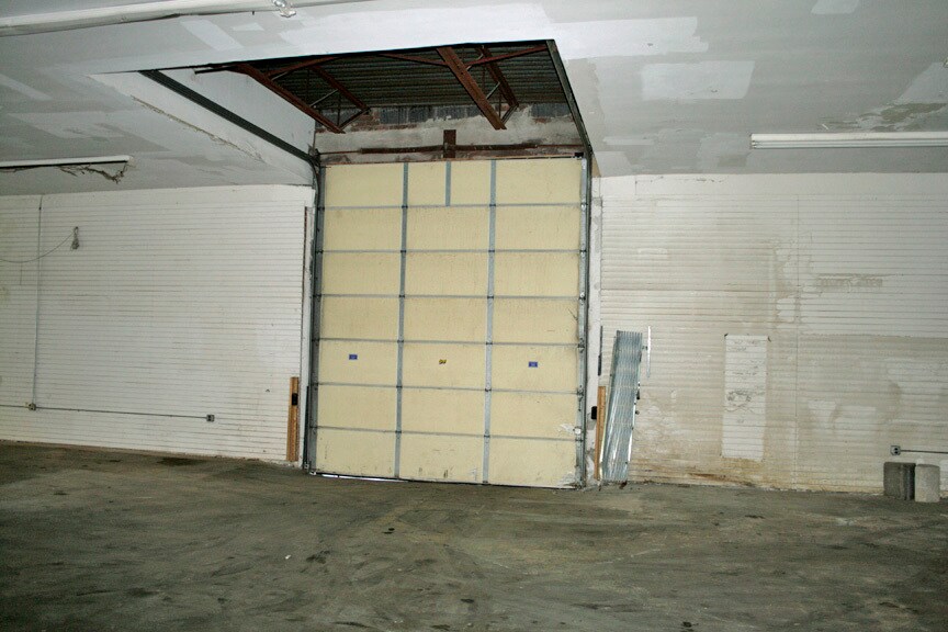 More Photos Of 180 N Saginaw St, Pontiac Warehouse For Lease