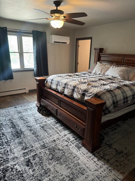 More Photos Of 901 W Fremont St, Kiel Sports And Entertainment For Sale