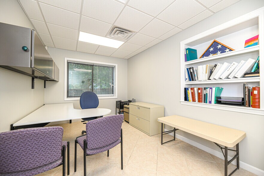 More Photos Of 106 Tyngsboro Rd, North Chelmsford Fast Food For Sale