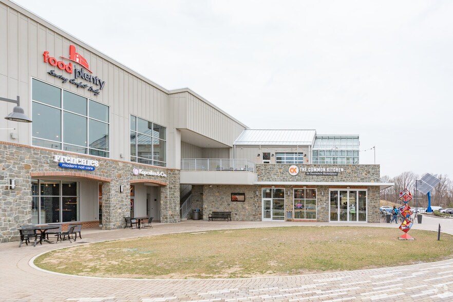 More Photos Of 12250 Clarksville Pike, Clarksville Storefront For Lease