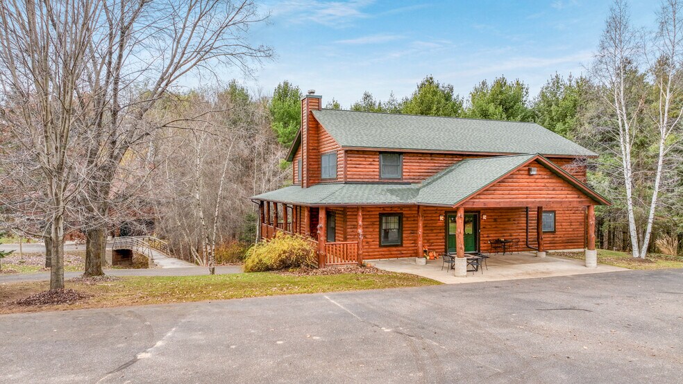 More Photos Of 18059 County Highway OO, Chippewa Falls Specialty For Sale