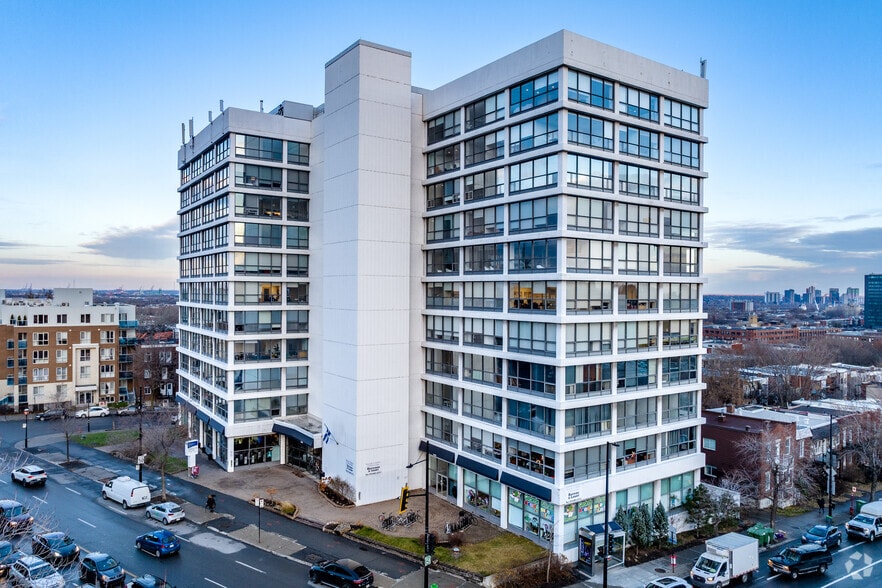 Primary Photo Of 2120 Rue Sherbrooke E, Montréal Office For Lease