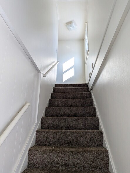 More Photos Of 8372 N Saginaw Rd, Mount Morris Restaurant For Sale