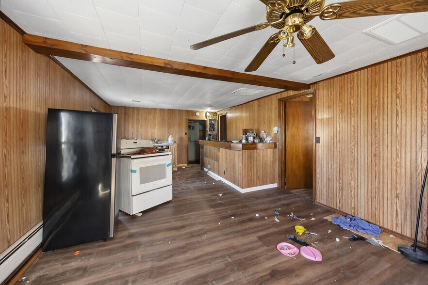 More Photos Of 2805 NY-49, Blossvale Restaurant For Sale