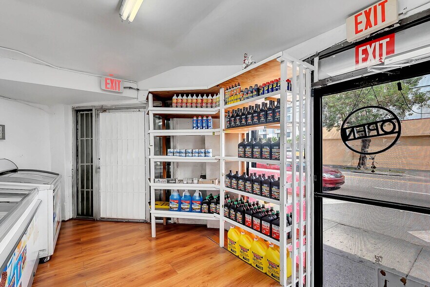 More Photos Of 1818 NW 17th Ave, Miami Freestanding For Lease