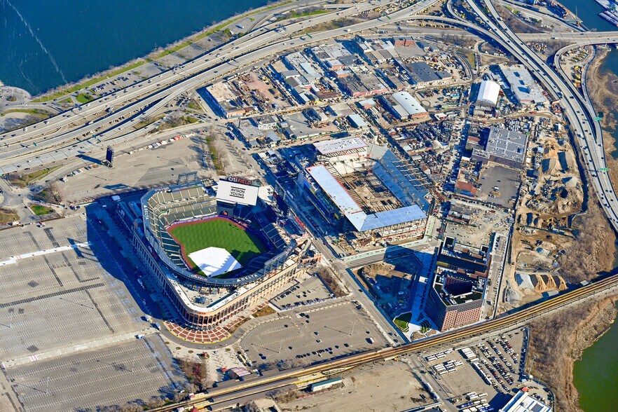 More Photos Of 129-02 Northern Blvd, Corona Warehouse For Sale