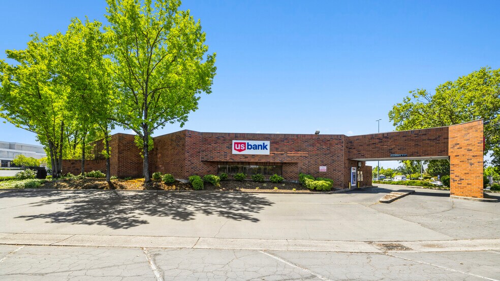More Photos Of 6199 Sunrise Mall Rd, Citrus Heights Bank For Sale