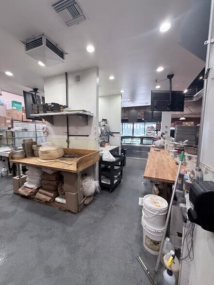 More Photos Of 8856-8858 W Pico Blvd, Los Angeles Storefront Retail Office For Lease