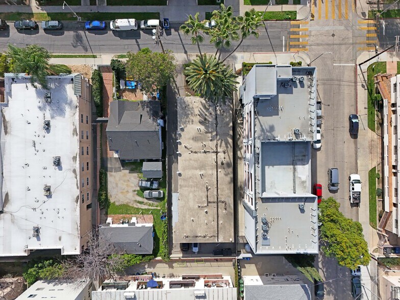 More Photos Of 11275 Huston St, North Hollywood Apartments For Sale