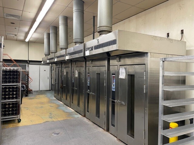 More Photos Of 19 Blanchard St, Lawrence Food Processing For Lease