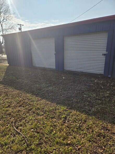 More Photos Of 432 1st, Hayti Self Storage For Sale