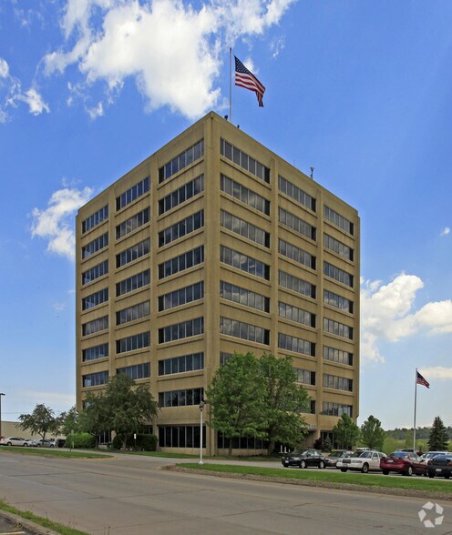 More Photos Of 5755 Granger Rd, Independence Office Residential For Lease